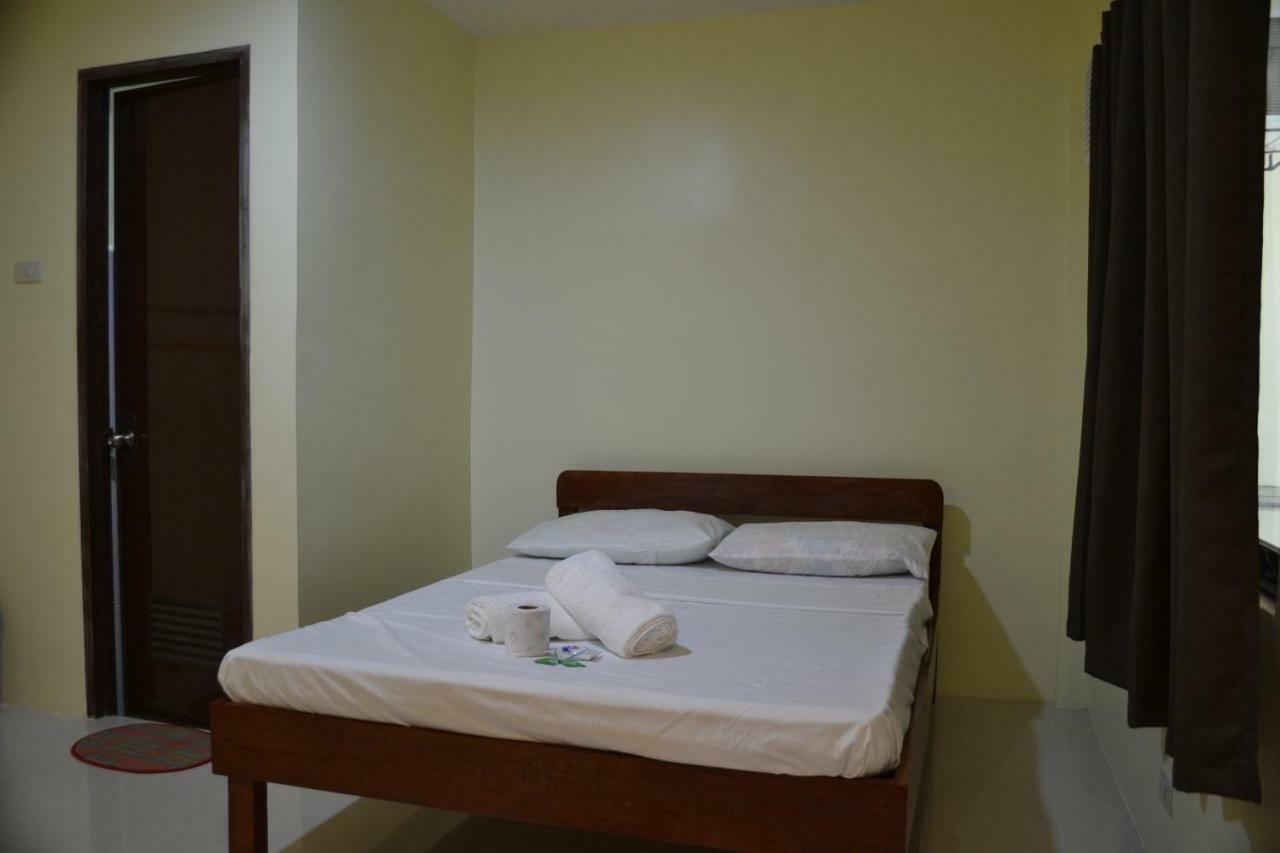 Janna'S Place Hotel เจเนอรัลลูนา ภายนอก รูปภาพ